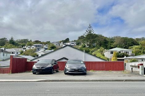 Photo of property in 1/146 Newlands Road, Newlands, Wellington, 6037