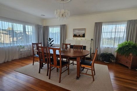 Photo of property in 38 Windsor Road, Maeroa, Hamilton, 3200