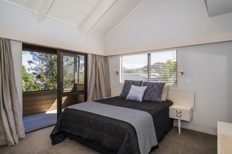 Photo of property in 3 Puriri Place, Whitianga, 3510