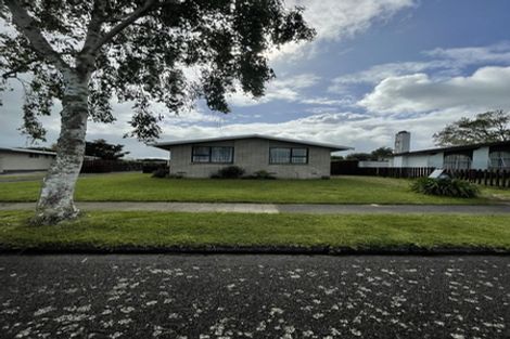 Photo of property in 12 Elmwood Crescent, Pukete, Hamilton, 3200