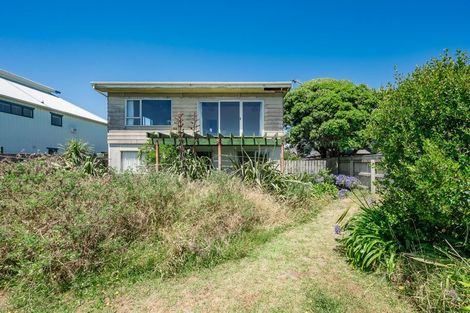 Photo of property in 239 Manly Street, Paraparaumu Beach, Paraparaumu, 5032