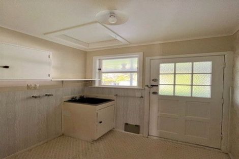Photo of property in 99 Tirohanga Road, Tirohanga, Lower Hutt, 5010