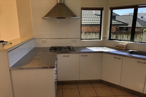 Photo of property in 32 Kilkenny Place, Fitzherbert, Palmerston North, 4410