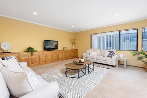 Photo of property in 133a Marine Parade, Mount Maunganui, 3116