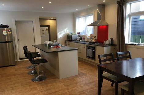 Photo of property in 104 Northland Road, Northland, Wellington, 6012