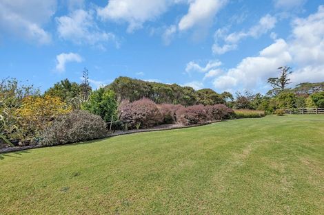 Photo of property in 15 Des Terry Way, Waipu, 0510