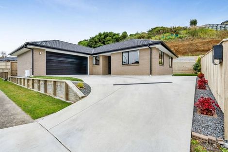 Photo of property in 51 Magnolia Drive, Westown, New Plymouth, 4310