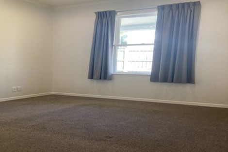 Photo of property in 17 Queens Drive, Kilbirnie, Wellington, 6022
