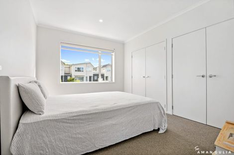 Photo of property in 72 Karepiro Drive, Stanmore Bay, Whangaparaoa, 0932