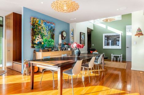 Photo of property in 51 The Crescent, Roseneath, Wellington, 6011
