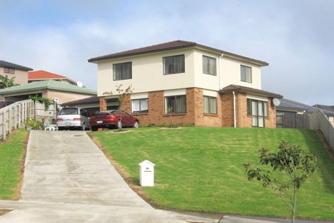 Photo of property in 27 Mt Lebanon Crescent, The Gardens, Auckland, 2105