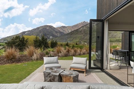 Photo of property in 23 Alps View Place, Lake Hayes, Queenstown, 9304