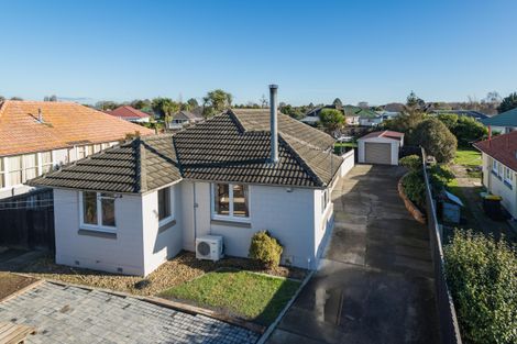 Photo of property in 35 Fenchurch Street, Redwood, Christchurch, 8051