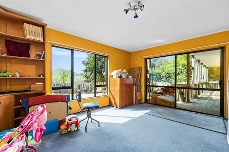 Photo of property in 2a Parklands Avenue, Swanson, Auckland, 0612