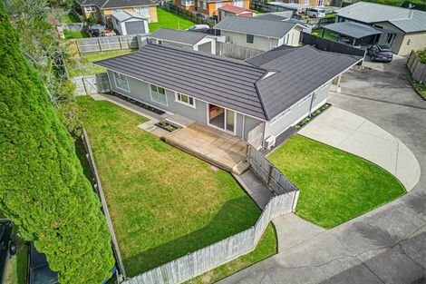Photo of property in 127b Bruce Mclaren Road, Henderson, Auckland, 0612