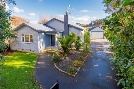 Photo of property in 180 Te Moana Road, Waikanae, 5036