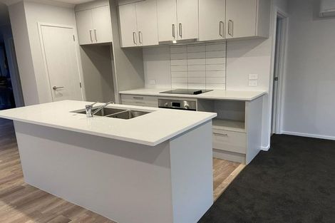 Photo of property in 5a Hinau Street, Tawa, Wellington, 5028