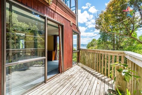 Photo of property in 321 Marine Drive, York Bay, Lower Hutt, 5013
