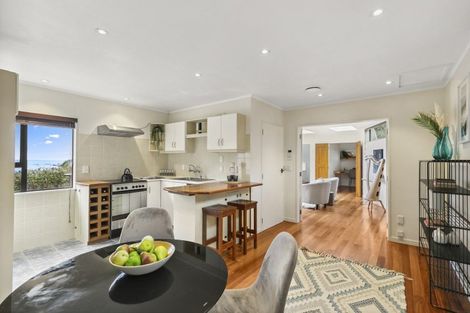 Photo of property in 25 Happy Valley Road, Owhiro Bay, Wellington, 6023