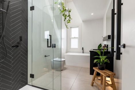 Photo of property in 61 Rose Road, Grey Lynn, Auckland, 1021