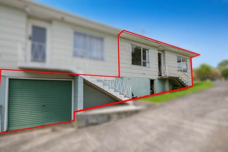 Photo of property in 1/20 Celeste Place, Totara Vale, Auckland, 0627