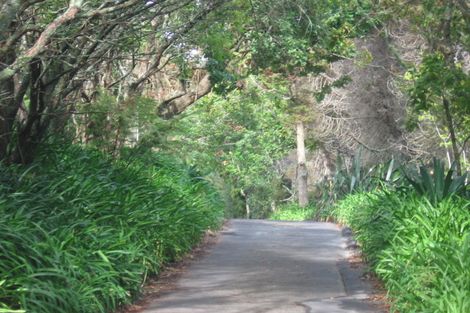 Photo of property in 115 Takahe Road, Titirangi, Auckland, 0604