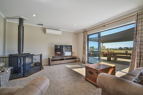 Photo of property in 1324 Glengarry Road, Puketapu, Napier, 4182