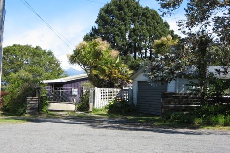 Photo of property in 4 Forbes Street, Westport, 7825