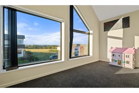 Photo of property in 12 Dow Square, Wigram, Christchurch, 8025