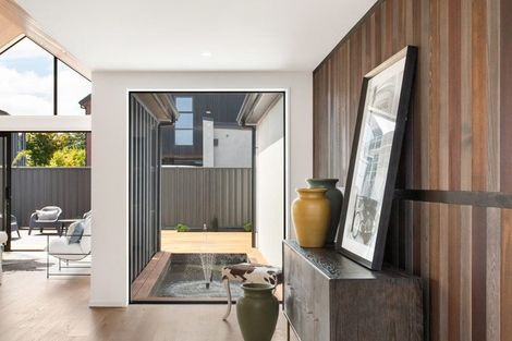 Photo of property in 20 Wroxton Terrace, Merivale, Christchurch, 8014