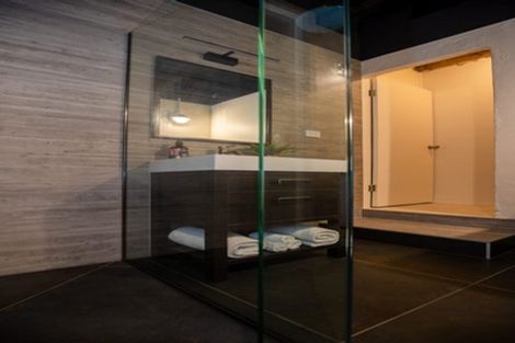 Photo of property in 127 Saint Aubyn Street, New Plymouth, 4310