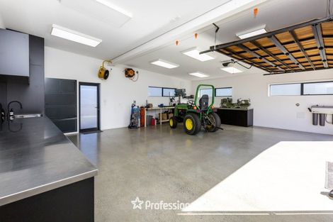 Photo of property in 49 Mount Marua Drive, Maymorn, Upper Hutt, 5018