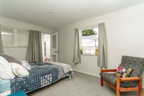 Photo of property in 99 Broadway, Carterton, 5713