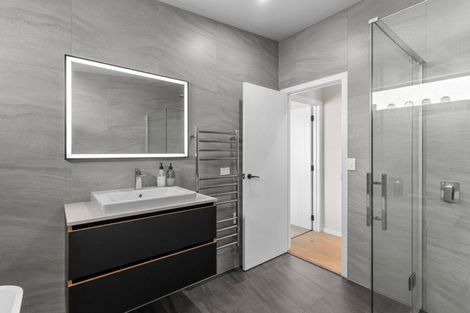 Photo of property in 13 Starlight Place, Langs Beach, 0582