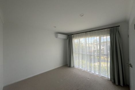 Photo of property in 3 Arthur Rolfe Lane, Swanson, Auckland, 0614