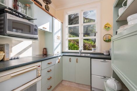 Photo of property in 30 Ponsonby Road, Karori, Wellington, 6012