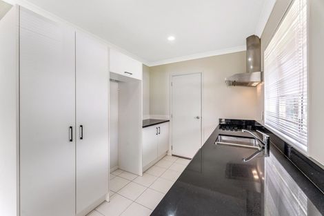 Photo of property in 20 Raphoe Road, Flat Bush, Auckland, 2019