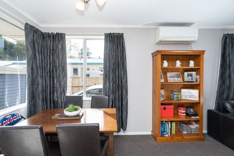 Photo of property in 424 Kahikatea Drive, Dinsdale, Hamilton, 3204