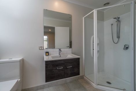 Photo of property in 140 Hillpark Drive, Pokeno, 2402