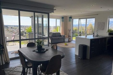 Photo of property in 15 Katania Heights, Brightwater, 7022