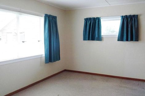 Photo of property in 258 Mangorei Road, Merrilands, New Plymouth, 4312