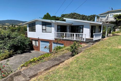 Photo of property in 86 Howard Road, Orere Point, Papakura, 2585