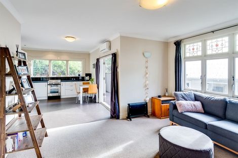 Photo of property in 126a Shakespeare Road, Bluff Hill, Napier, 4110