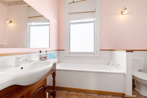 Photo of property in 29 Hobson Crescent, Thorndon, Wellington, 6011