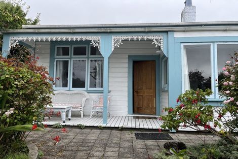 Photo of property in 1 Nicholas Street, Portobello, Dunedin, 9014