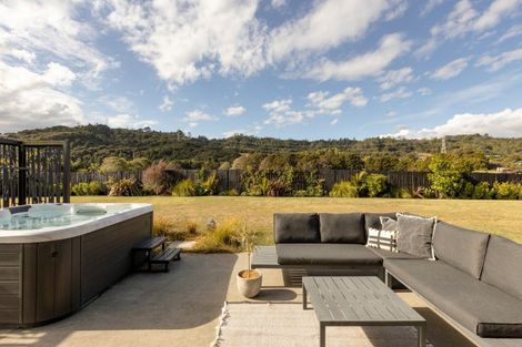 Photo of property in 18 Parlane Drive, Huapai, Kumeu, 0810