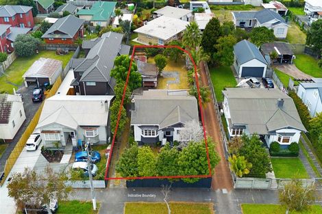 Photo of property in 41 Wairau Avenue, Avondale, Auckland, 1026