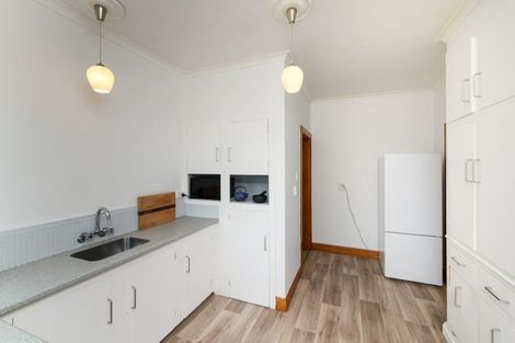 Photo of property in 33 Knowles Street, Terrace End, Palmerston North, 4410