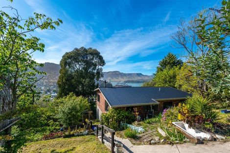 Photo of property in 2 Ticehurst Terrace, Lyttelton, 8082