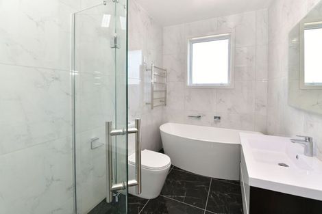 Photo of property in 63 Pinecrest Drive, Gulf Harbour, Whangaparaoa, 0930